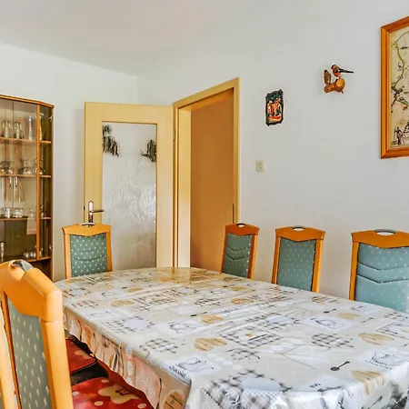 Дом отдыха Forest Retreat In Jaegersgruen, Cleaning Included *